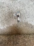 水龍頭壞掉